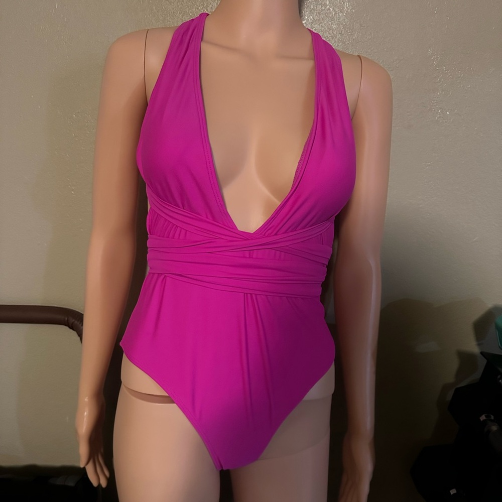 NWOT Cupshe bright pink Tie Wrap swimsuit size medium
